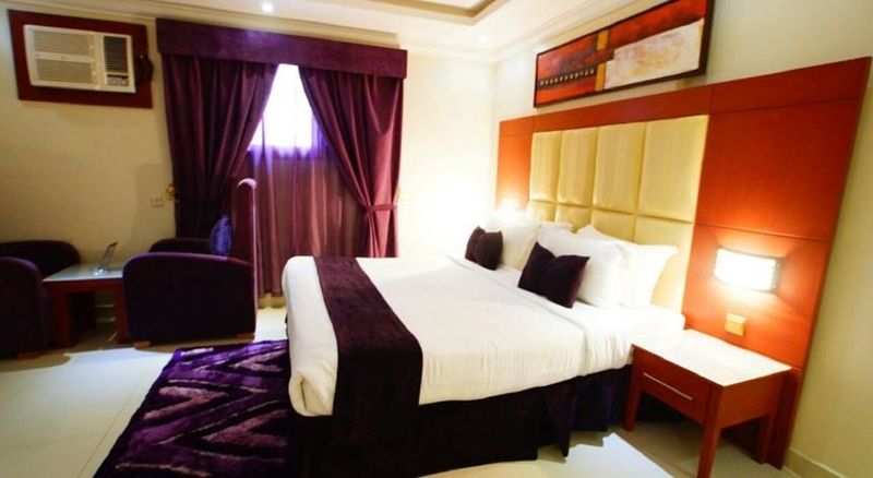 Al Muhaidb Al Diwan - Al Olaya Riad Exterior foto
