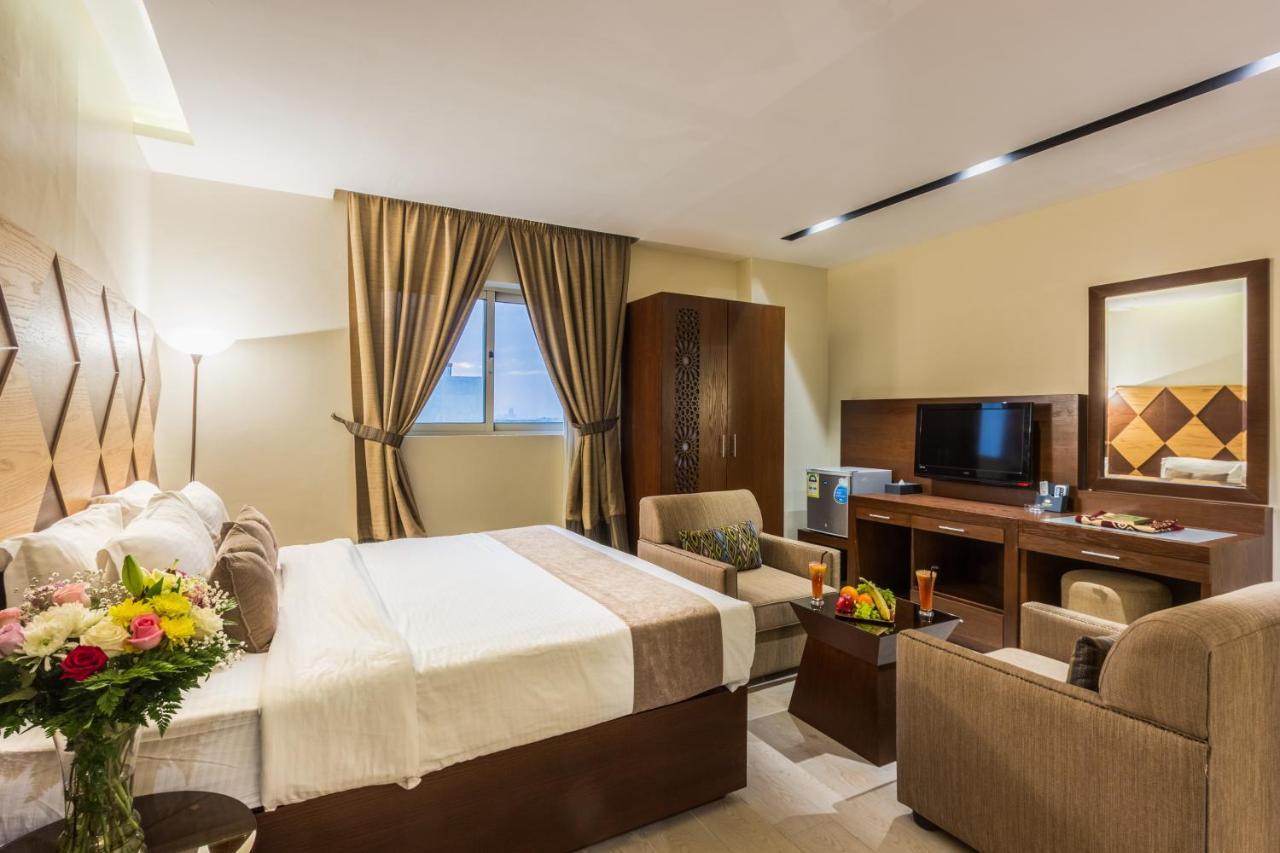 Al Muhaidb Al Diwan - Al Olaya Riad Exterior foto